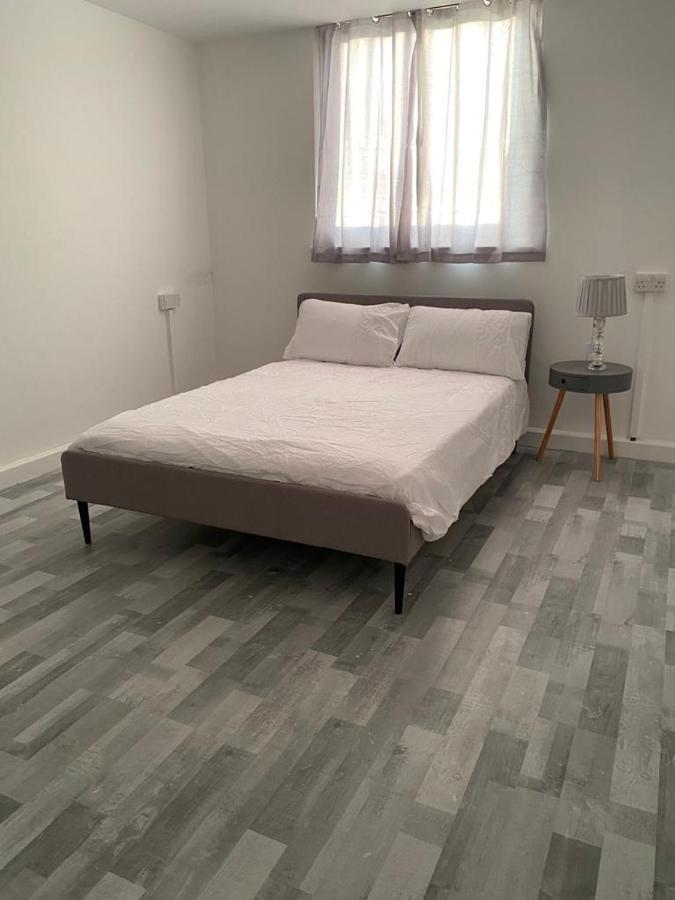 Suites By Rehoboth - Overcomers- Deptford London Exteriör bild