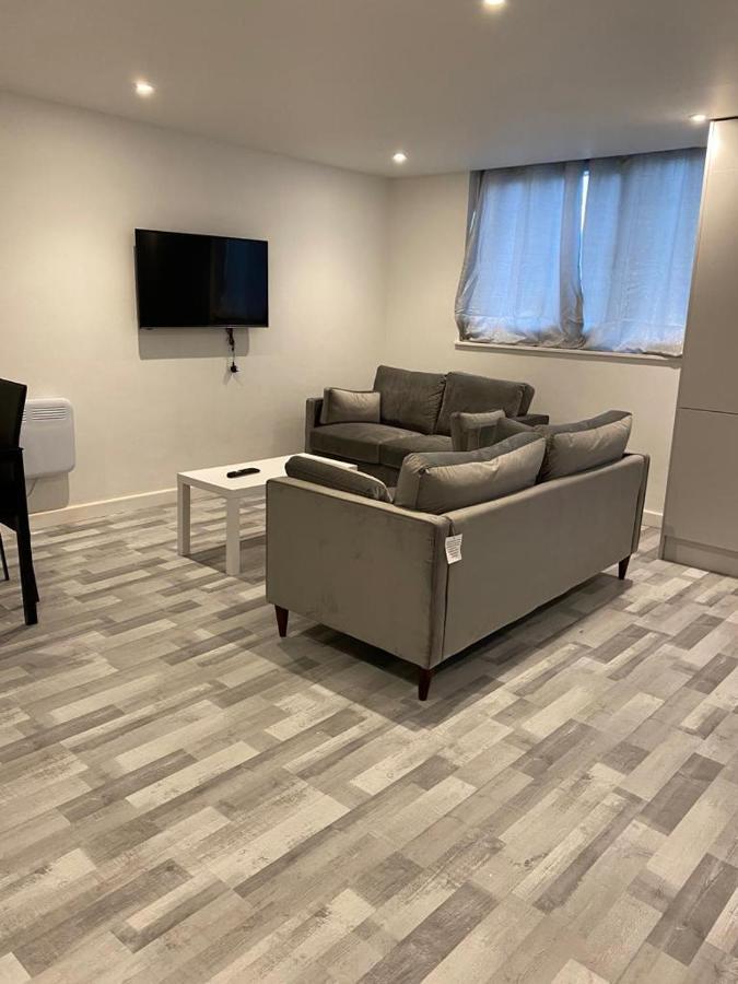Suites By Rehoboth - Overcomers- Deptford London Exteriör bild