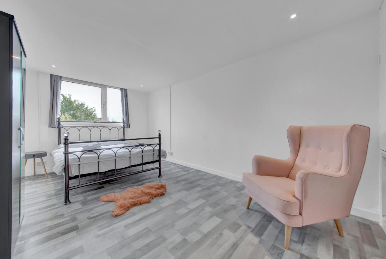 Suites By Rehoboth - Overcomers- Deptford London Exteriör bild