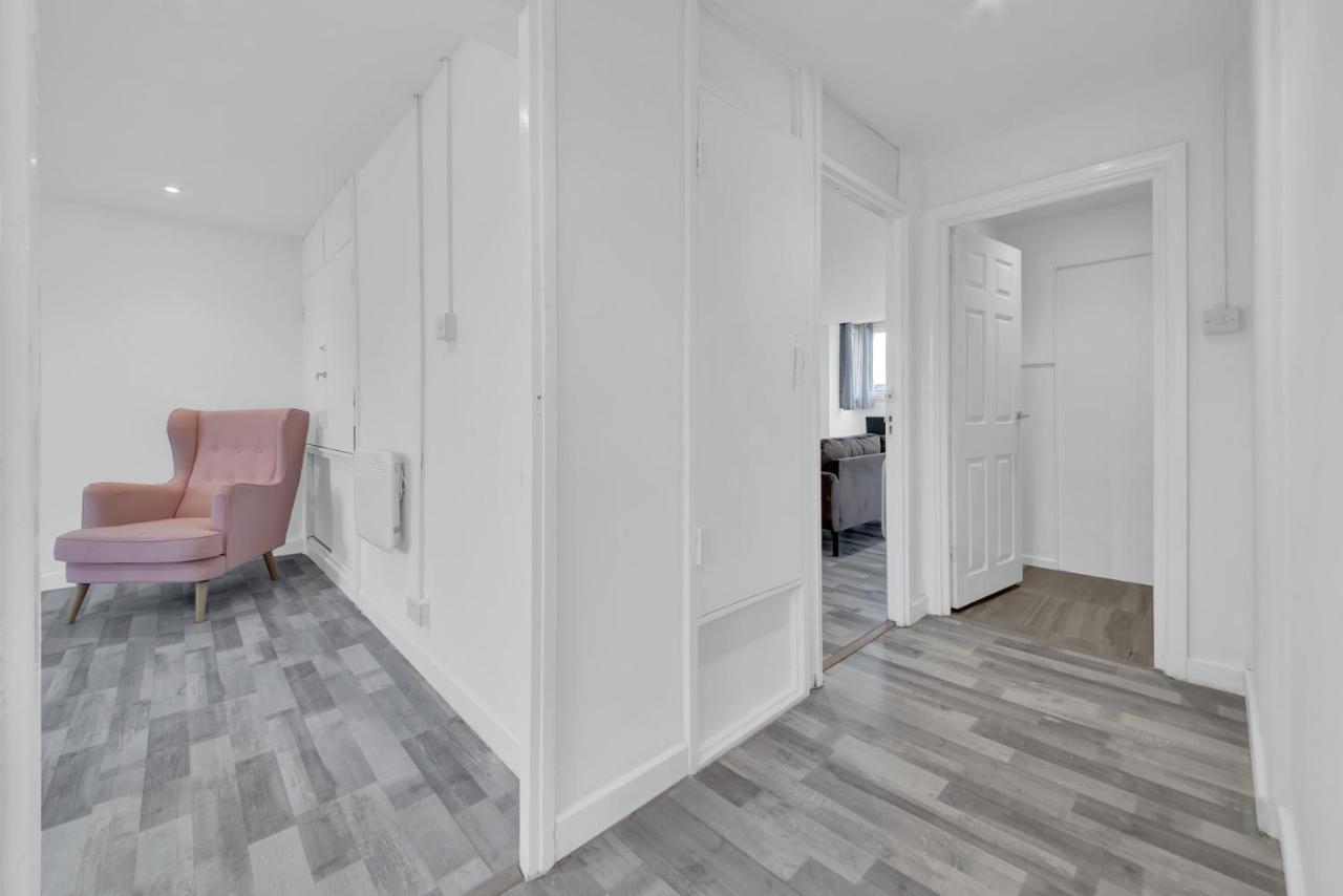 Suites By Rehoboth - Overcomers- Deptford London Exteriör bild